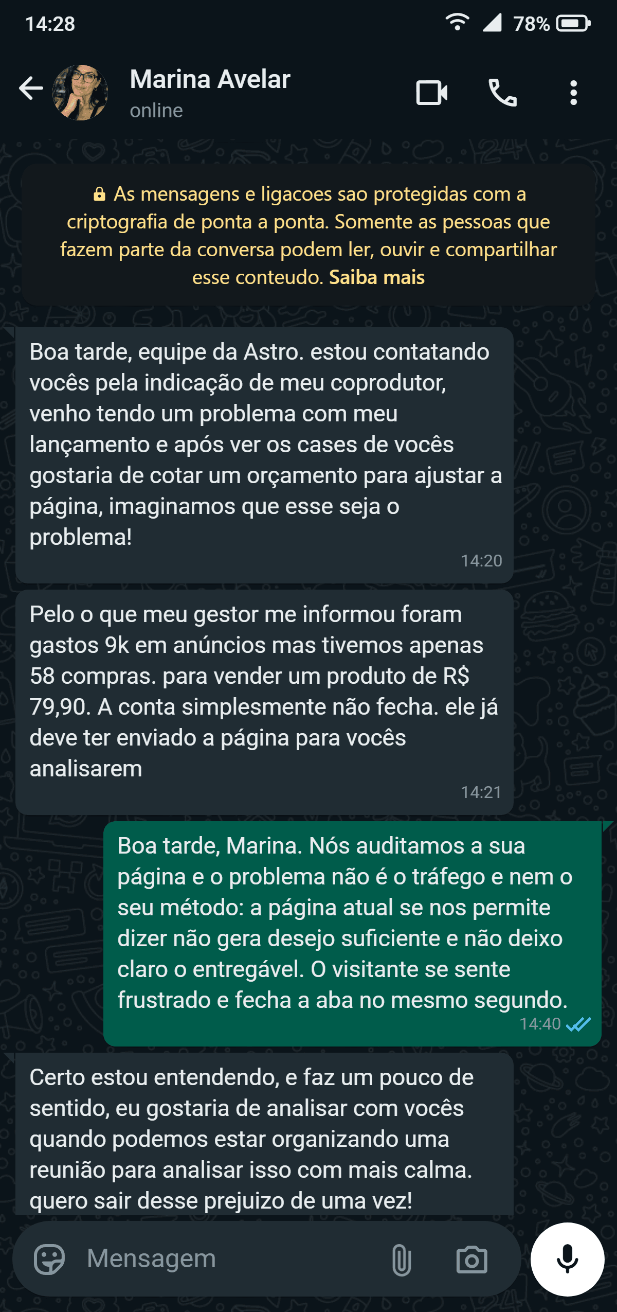 Registro real de conversa no WhatsApp entre Marina Avelar e a Astro Agency sobre o problema de conversão